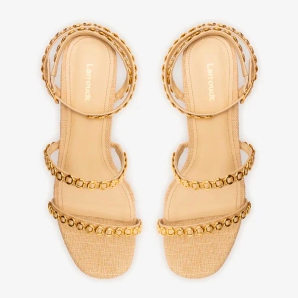 Brand New Larroudé Milanina Gold Block Sandal in a natural raffia, size 6